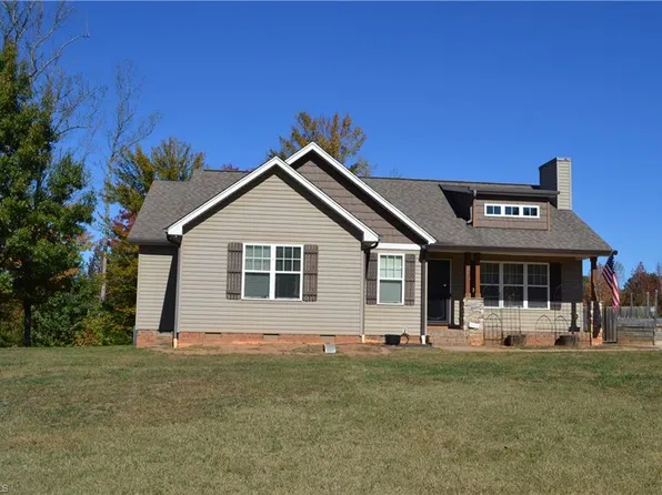 340 Price St, Stoneville, NC 27048