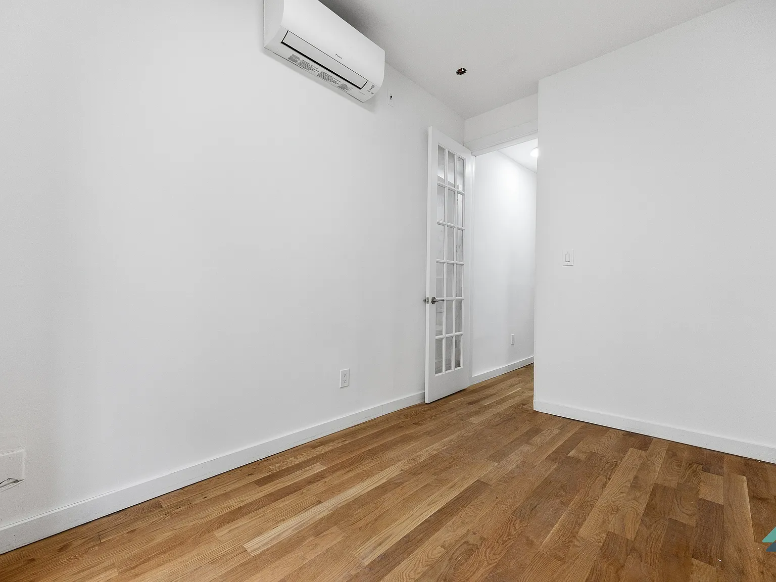441 Wilson Avenue — Photo 3