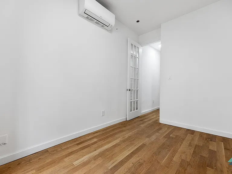 441 Wilson Ave #B3 — Photo 7
