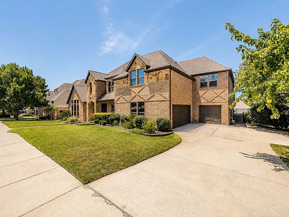 5th image of 812 Cross Timbers Dr