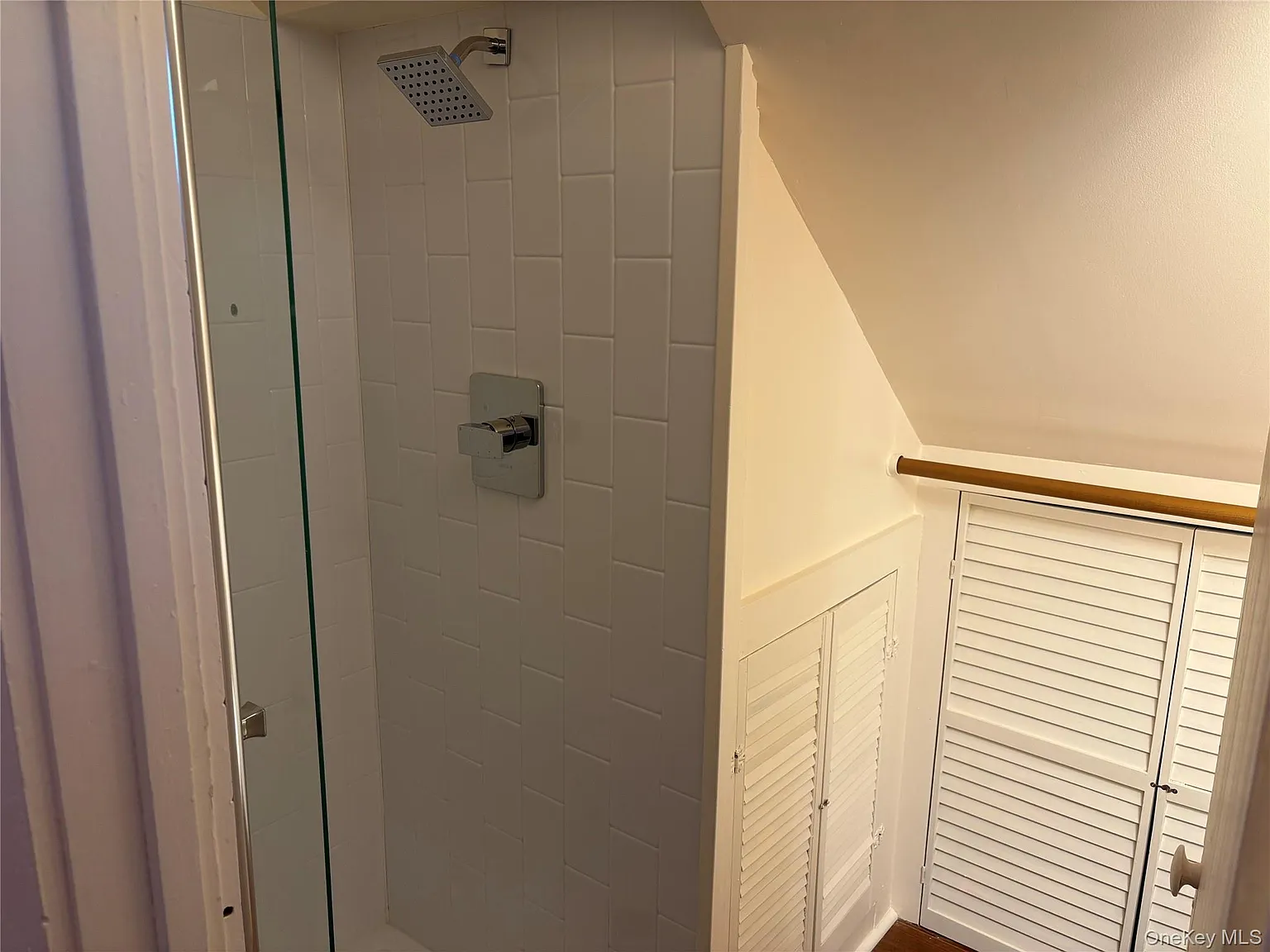 Studio, 1.0 bath, 360 sqft, $1,300 — Photo 3