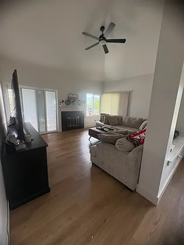 195 Apricot Way — Photo 9