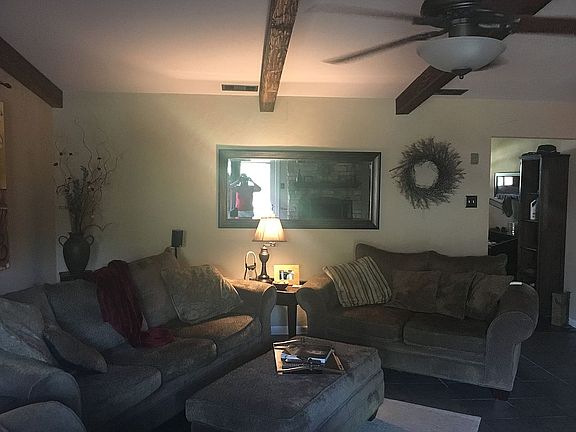 4th image of 137 Villa Park Dr