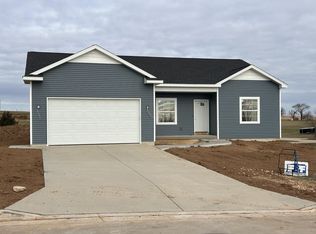 103 Langdon Cir, Cambria, WI 53923