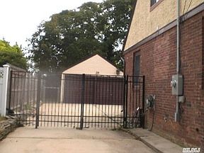 3rd image of 506 Lombardy Blvd