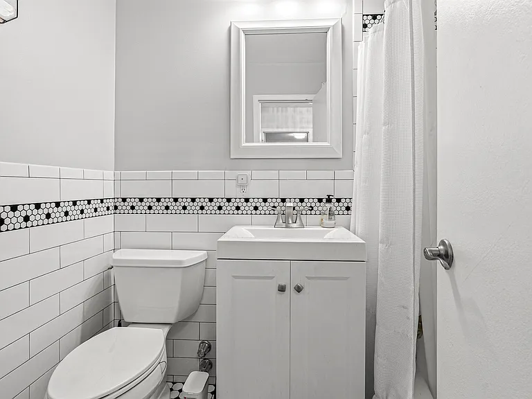 6040 Boulevard East #24M — Photo 10