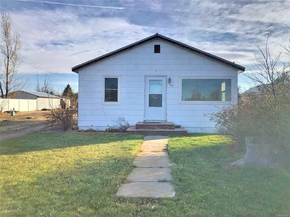 109 E 8th St, Flagler, CO 80815