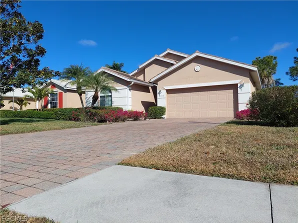 3333 Magnolia Landing Ln, North Fort Myers, FL 33917
