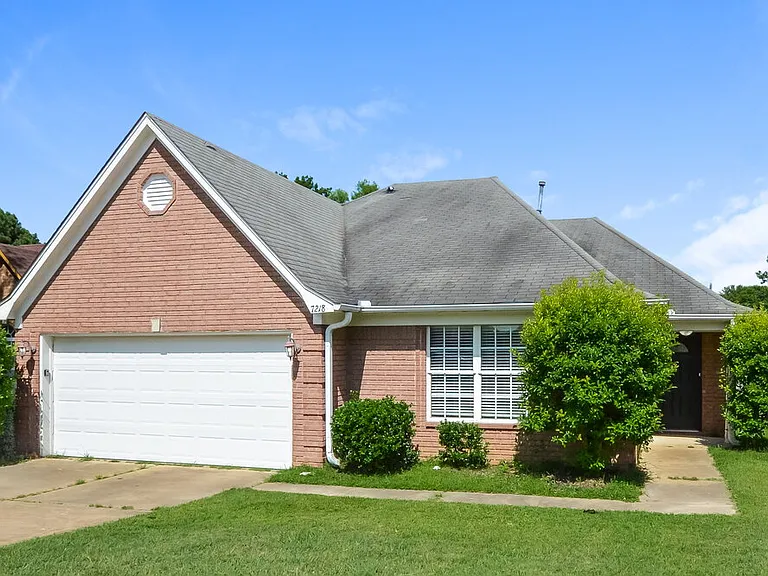 7218 Durango Dr — Photo 3