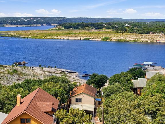 3rd image of 1565 Pebble Beach Rd