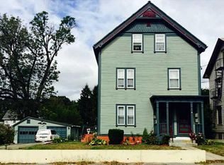 421 Front St, Lincoln, RI 02865