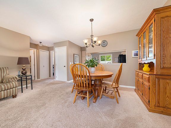 5th image of 4707 Weston Ave