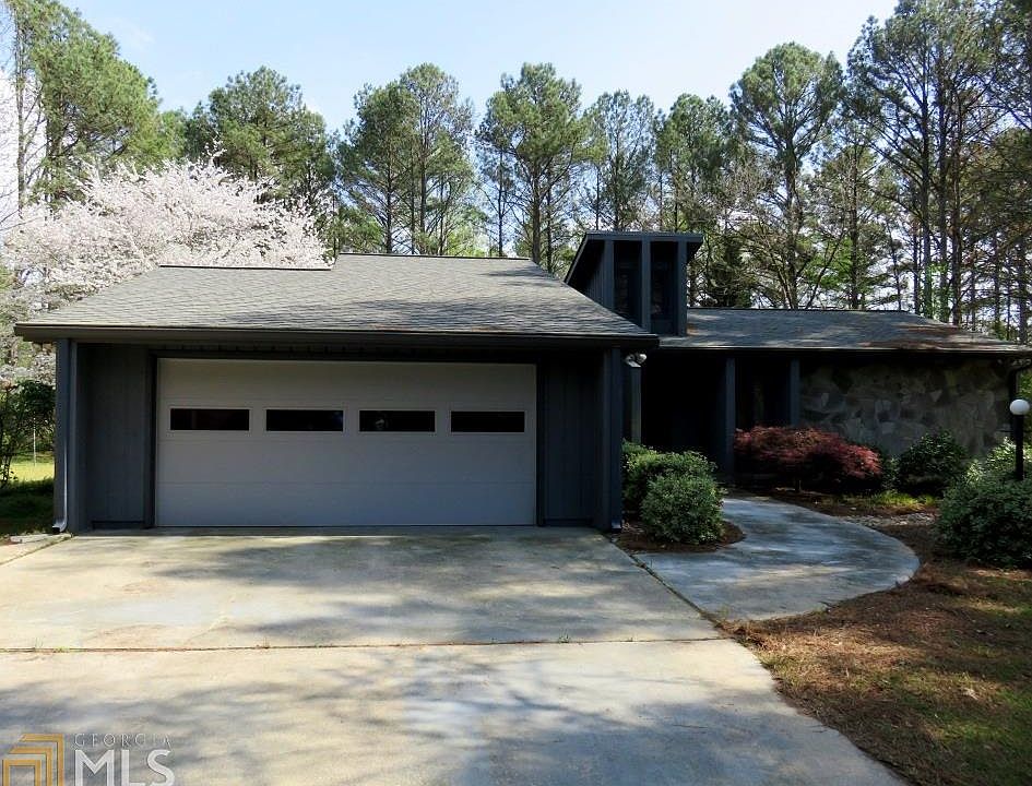 1st image of 246 Bryans Dr