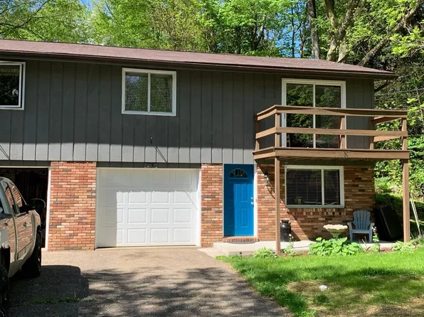 3317 Twin Hills St NW, Uniontown, OH 44685
