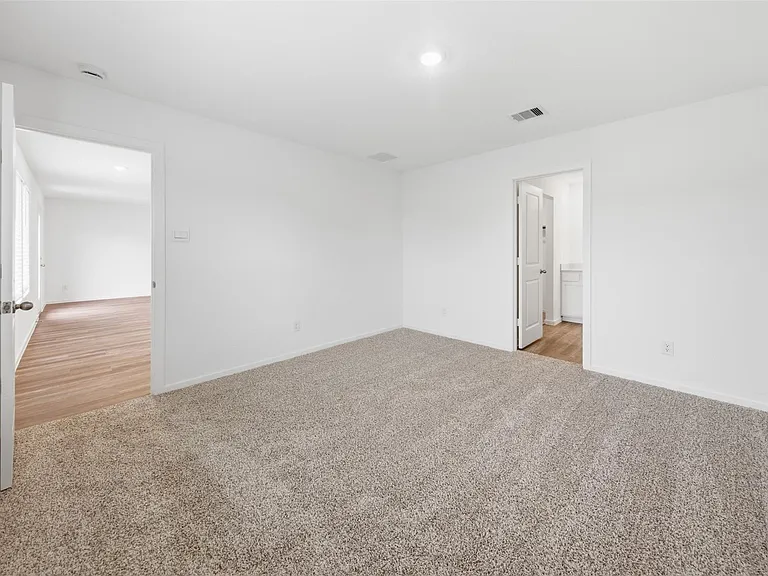 40810 Hawthorne Glades St — Photo 16