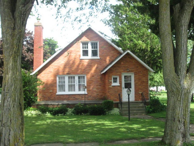 1st image of 8482 5th St