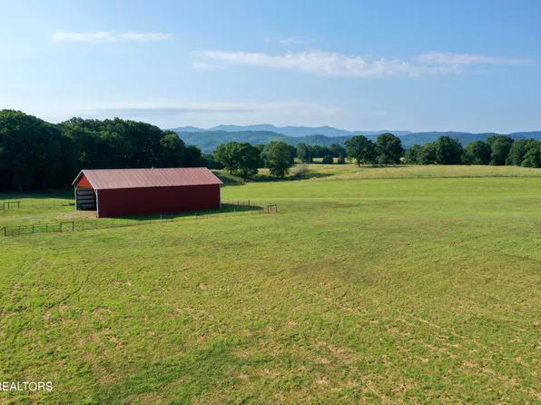 Fairview Rd, Tellico Plains, TN 37385