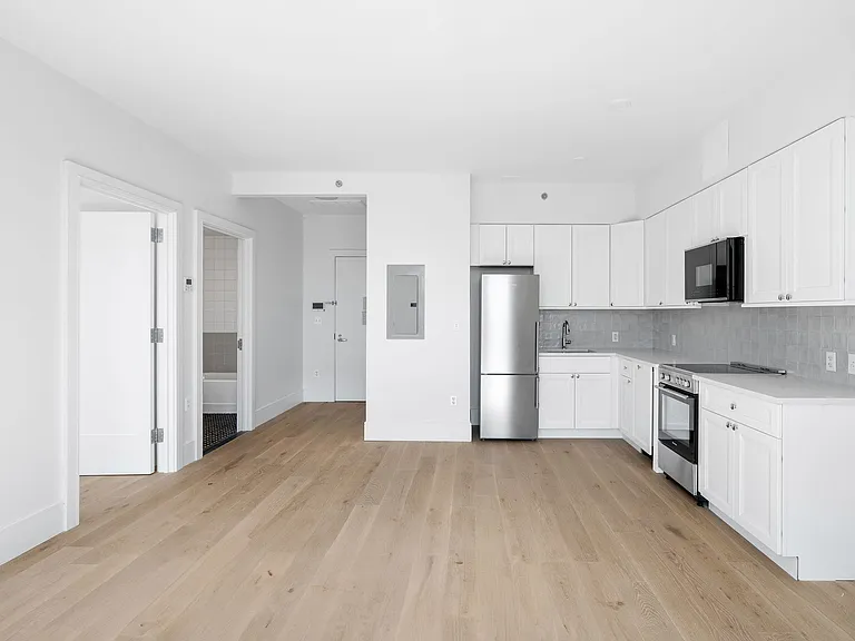 865 Rogers Ave #402 — Photo 3