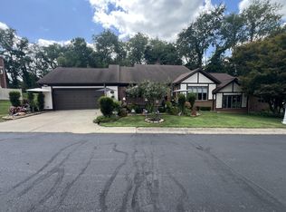 1433 Amesbury Ln, Newark, OH 43055