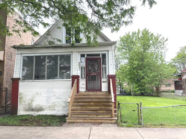 2051 W Marquette Rd, Chicago, IL 60636