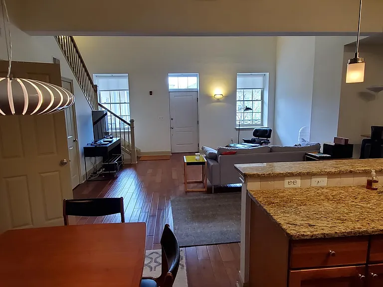 1 Academy Cir #311 — Photo 8