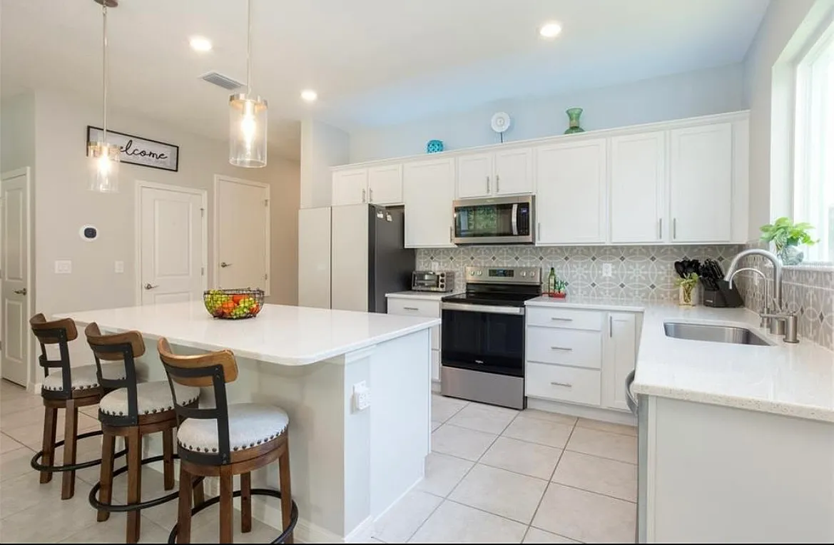 9526 Clarkwild Pl — Photo 2