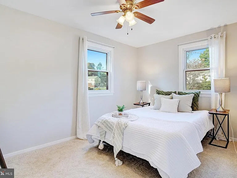 7015 Stanford Dr — Photo 14