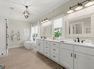 3573 Davis Rd, Roswell, GA 30062