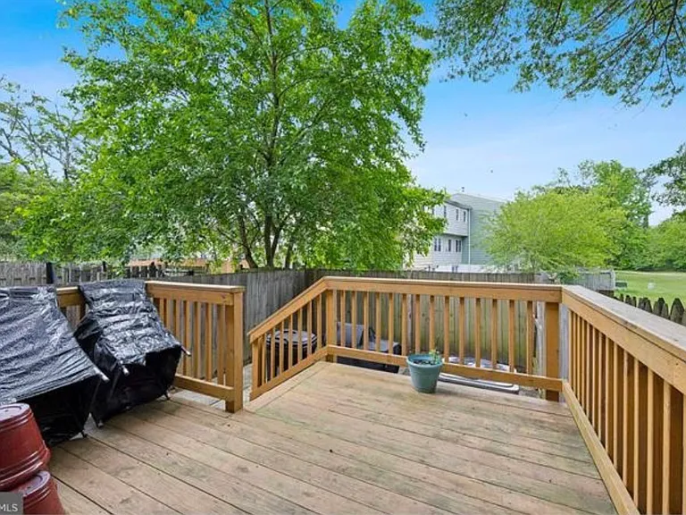 8225 Durness Ct — Photo 17