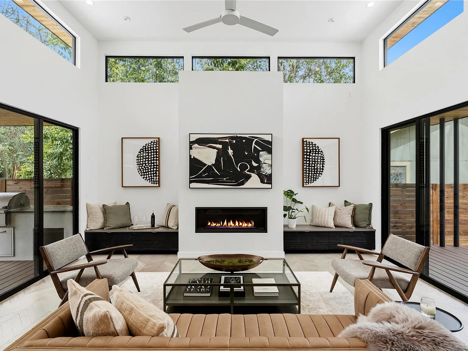 4 bed, 5.5 bath, 3254 sqft, $13,500 — Photo 4