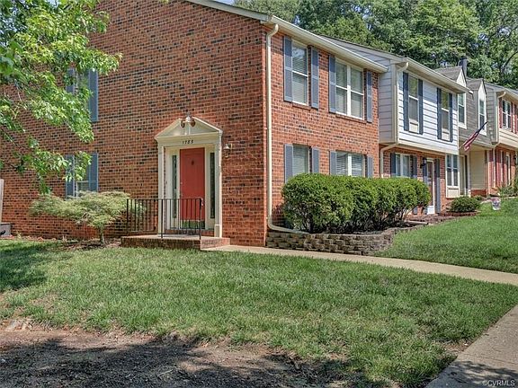 2nd image of 1785 Robins Nest Ct