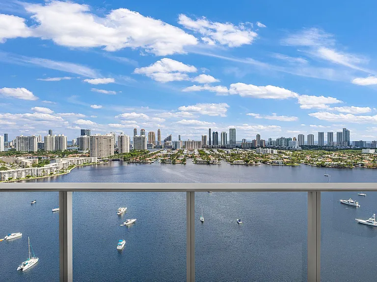 17301 Biscayne Blvd #Penthouse 7 — Photo 62