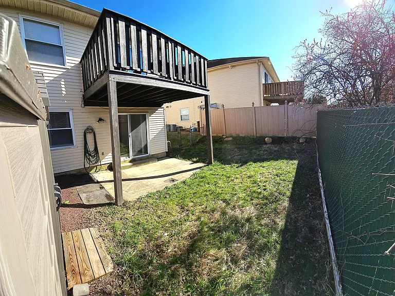 15152 Beverly Dr #A — Photo 32
