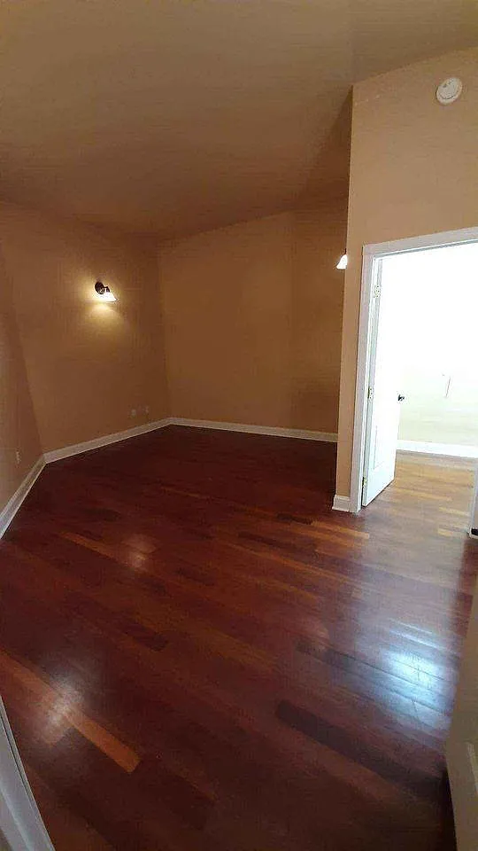 2 bed, 1300 sqft, $1,375 — Photo 4
