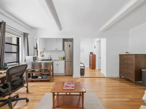 350 Cabrini Blvd APT 3N, New York, NY 10040