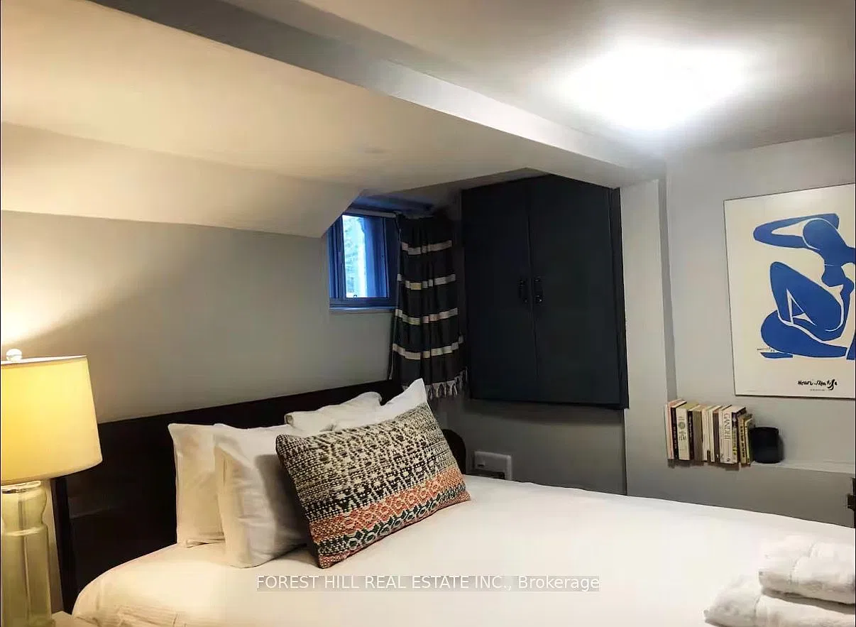 20 Curzon St Apt basement, Toronto, ON M4M3B4 | HotPads