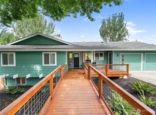 1005 Apache Dr, Mount Vernon, WA