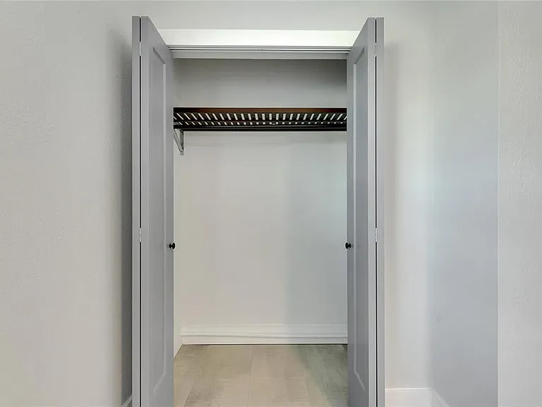 1025 Apollo Beach Blvd #1 — Photo 30