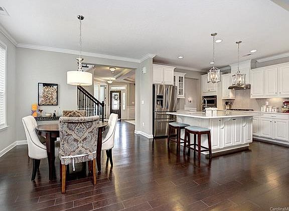 5th image of 2042 Clarion Dr