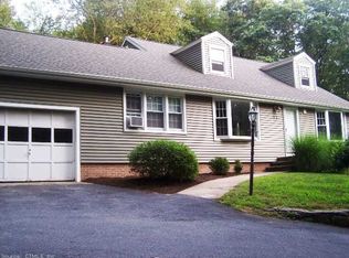 17 Reservoir Rd, Old Saybrook, CT 06475