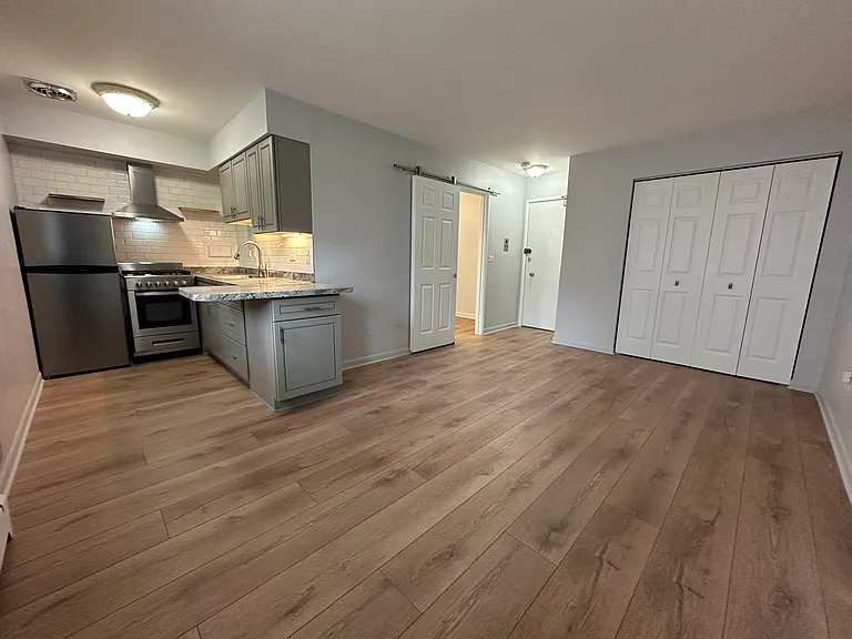 2629 N Hampden Ct #213 — Photo 3
