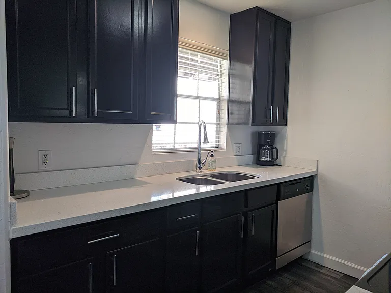 The Allison Condominiums — Photo 28