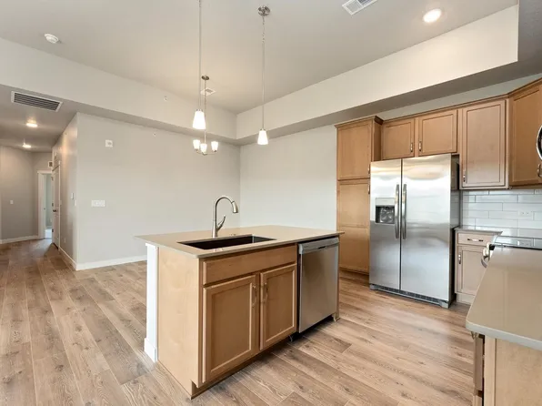 4160 South Park Dr #201, Loveland, CO 80538