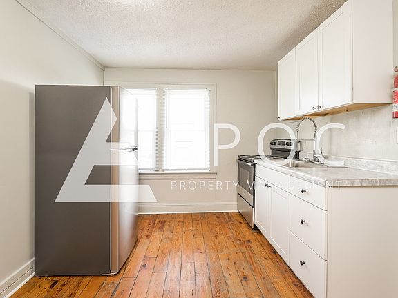 5th image of 1007 S Main St Unit 11