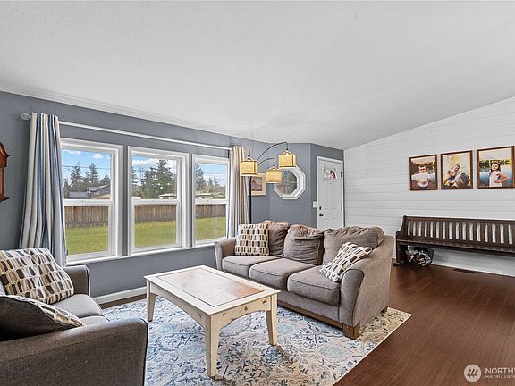 3rd image of 22408 65th Avenue E