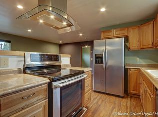 349 Pauline St, Anchorage, AK 99504