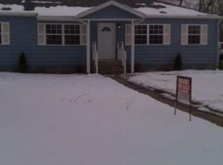 353 Maple St, Crown Point, IN 46307