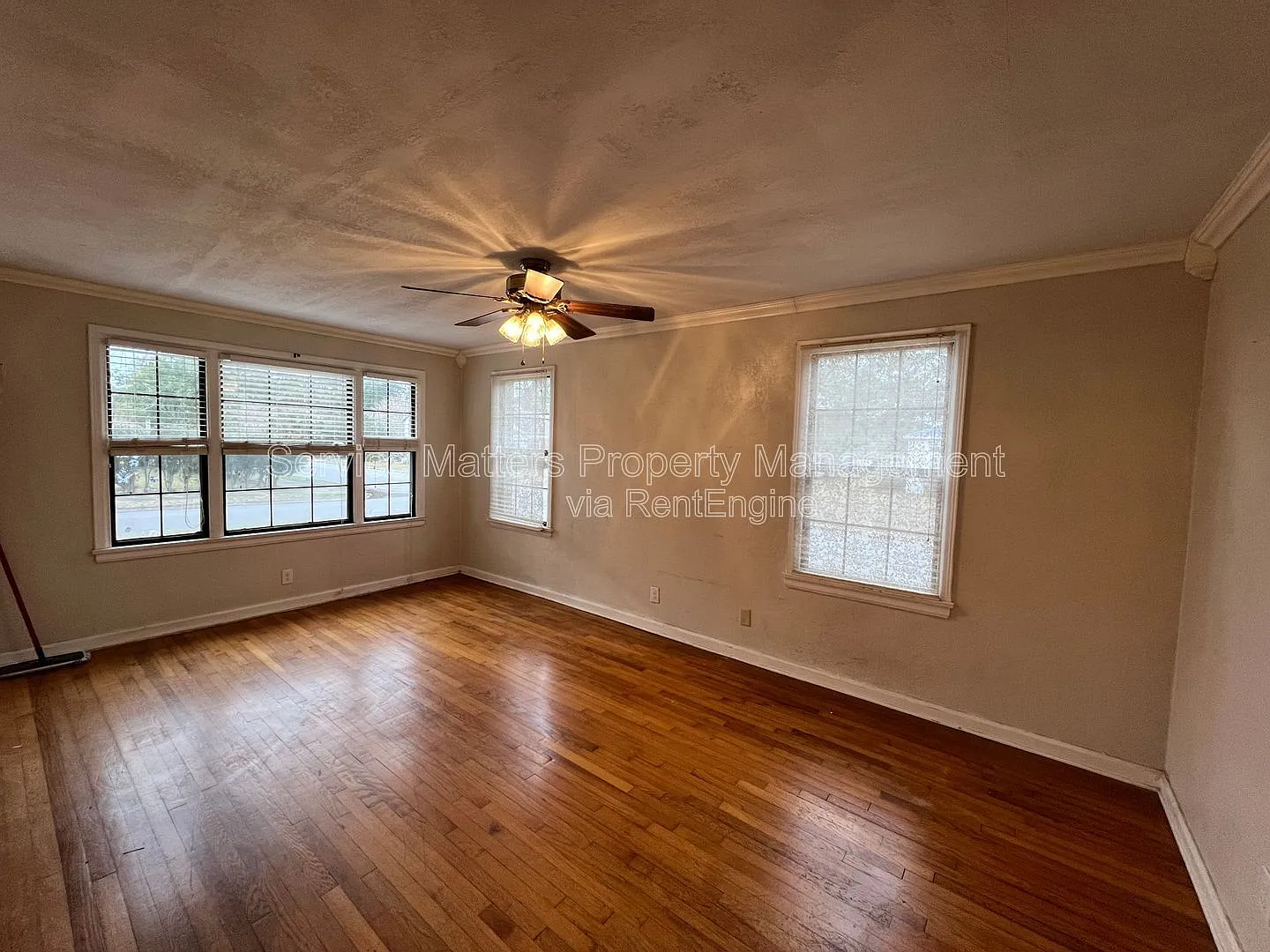 4 bed, 3.0 bath, 1682 sqft, $2,275 — Photo 4