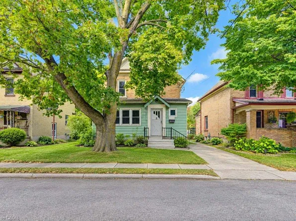 4 James St, Woolwich, ON N3B 1L5