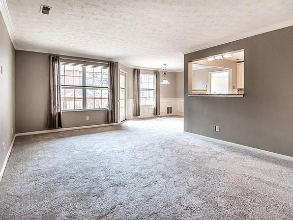 5th image of 11983 Olde Dominion Dr Unit 1
